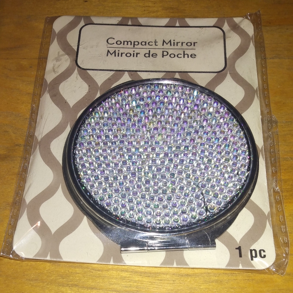 Bling Compact Mirror Silver $4 Each